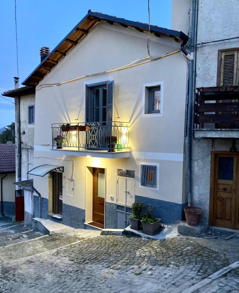 Piccola Dimora Accogliente E Molto Panoramica Villa Tagliacozzo Exterior photo